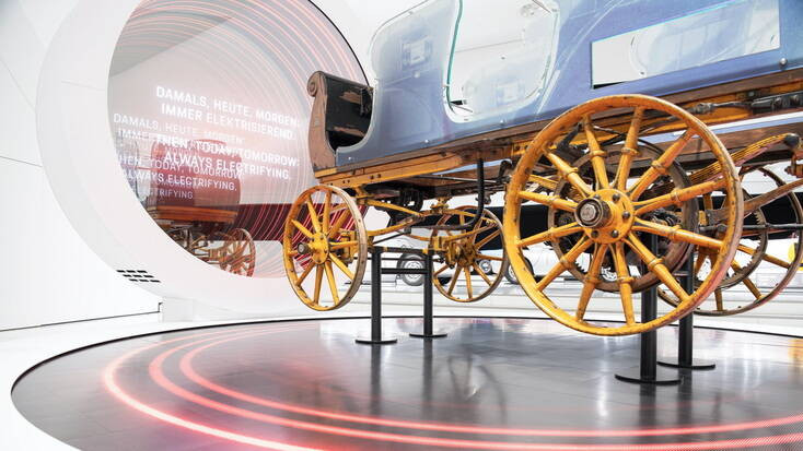 نمایش قدیمی ترین ماشین ساخت «فردیناند پورشه» در موزه این برند