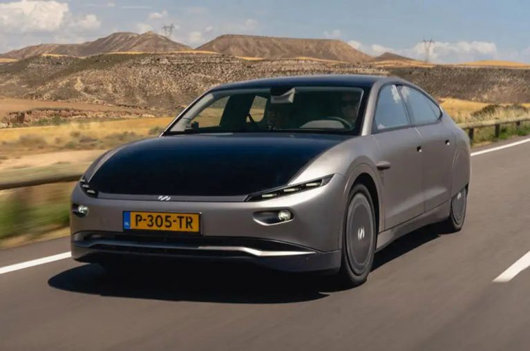 آیا خودروهای خورشیدی شانسی برای ورود به صنعت خودرو دارند؟