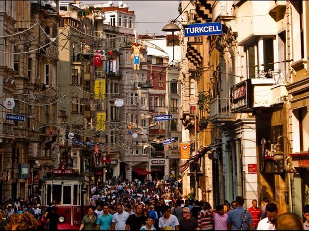 بهترین زمان سفر به استانبول برای خرید