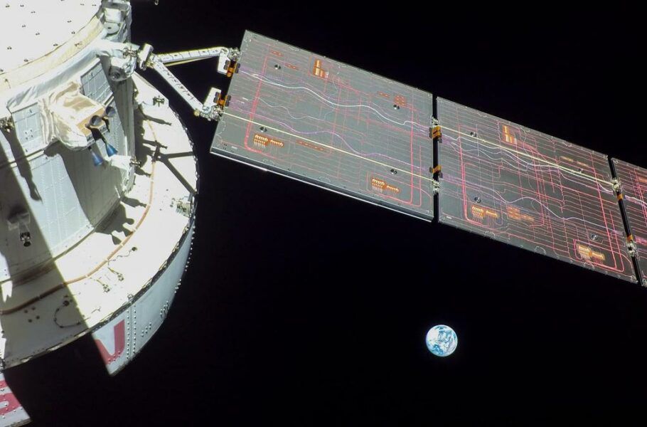 ناسا با موفقیت کپسول اوریون را در مدار مخالف‌گرد دوردست ماه قرار داد