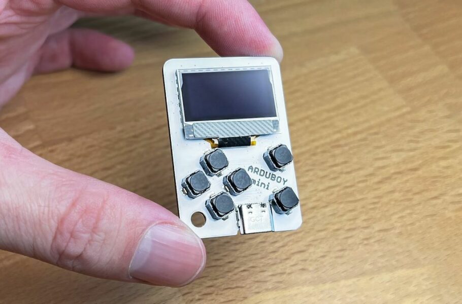 با Arduboy Mini آشنا شوید؛ کنسول بازی دستی با اندازه قوطی کبریت!