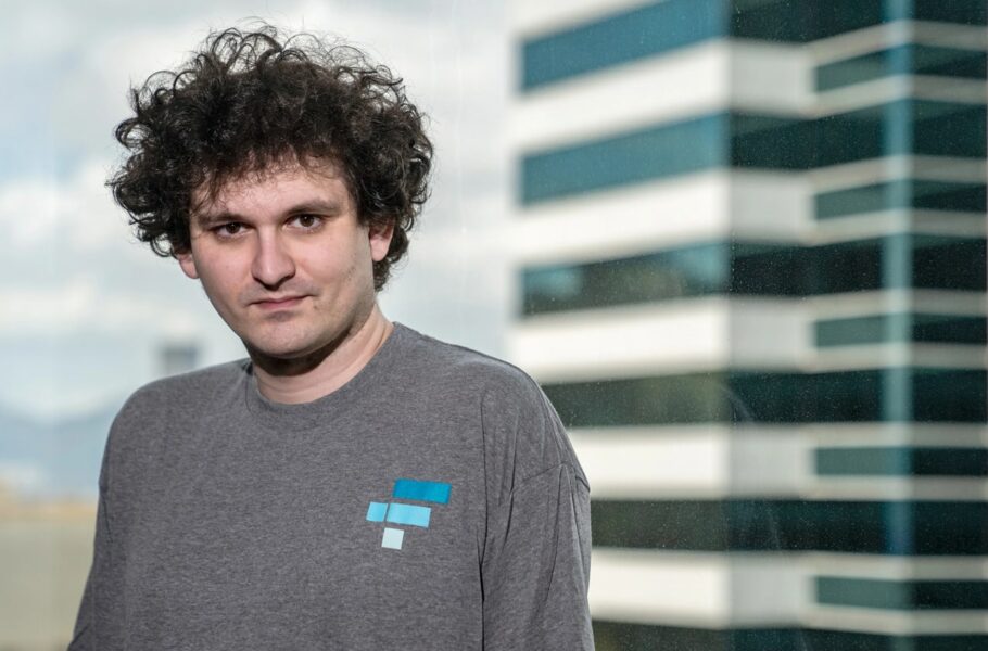 دادستان‌های آمریکا احتمالاً برای «سم بنکمن-فرید»، بنیان‌گذار FTX پرونده کلاهبرداری تشکیل می‌دهند