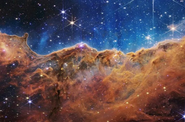 دیدار با شگفتی‌ها: مهم‌ترین تصاویر جیمزوب در سال 2022