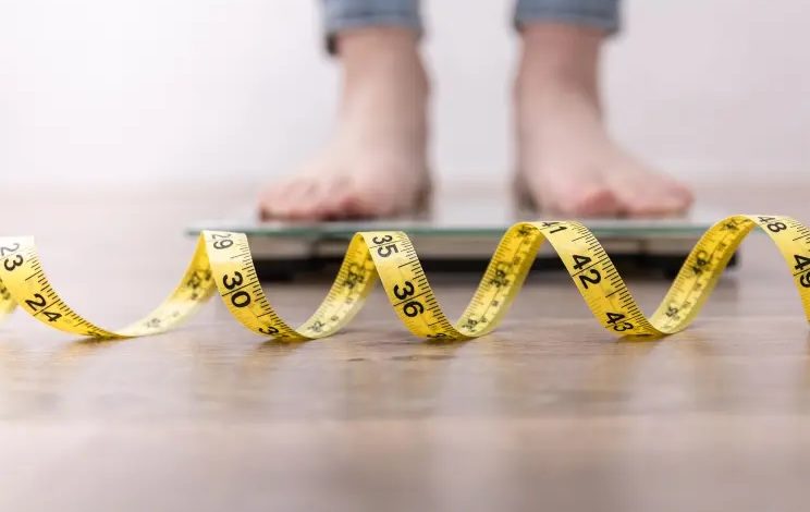 مطالعه جدید: افراد چاق در صورت دریافت پاداش مالی، وزن بیشتری کم می‌کنند