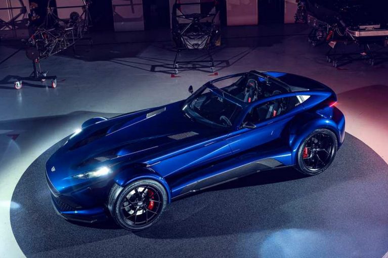 معرفی سوپرکار کاملاً جدید دونکروورت F22 با ۵۰۰ اسب بخار قدرت