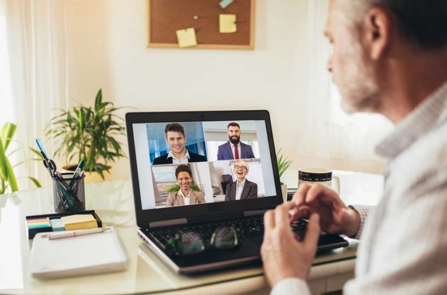 پژوهشی جدید: برخلاف تصورات، کارمندان دورکار تعامل بیشتری با محیط کار دارند