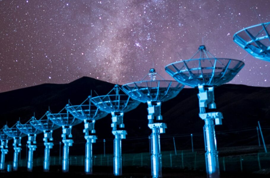 چین ساخت بزرگترین آرایه تلسکوپ خورشیدی جهان با 313 دیش را به پایان رساند