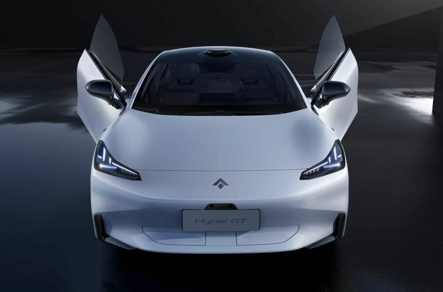 آیرودینامیک‌ترین خودروی جهان رونمایی شد؛ GAC آیون هایپر جی تی، محصولی از چین