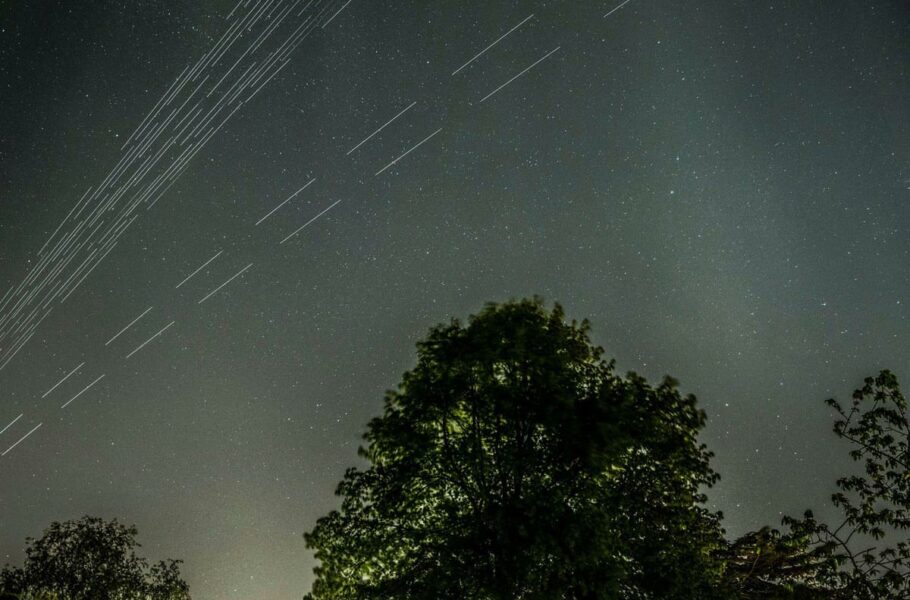 اسپیس‌ایکس برای کاهش تداخلات ماهواره‌های استارلینک با اخترشناسان به توافق رسید