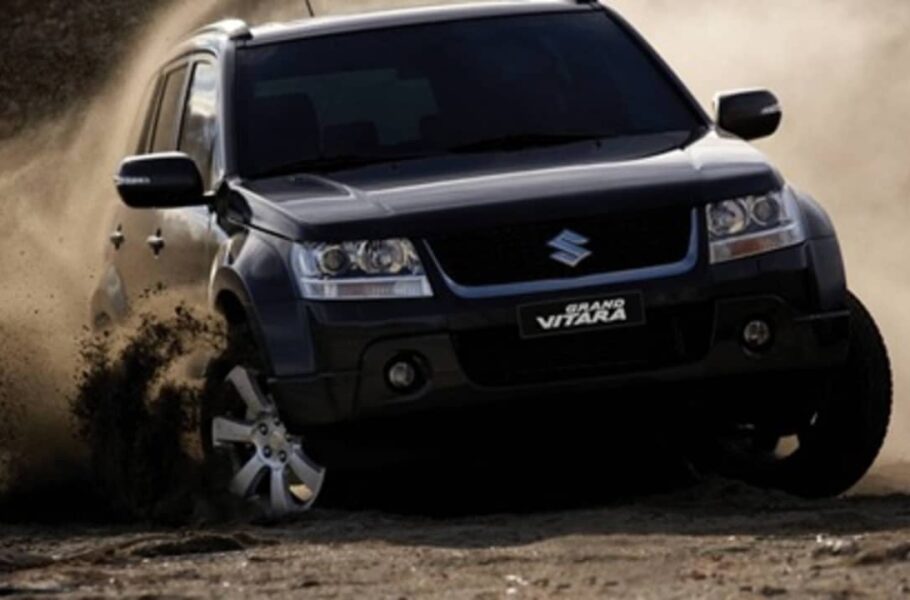 بازار ایران خالی از خودروهای دو دیفرانسیل، جذاب و اسپرت؛ وقتی مرغ خودروسازان یک پا دارد