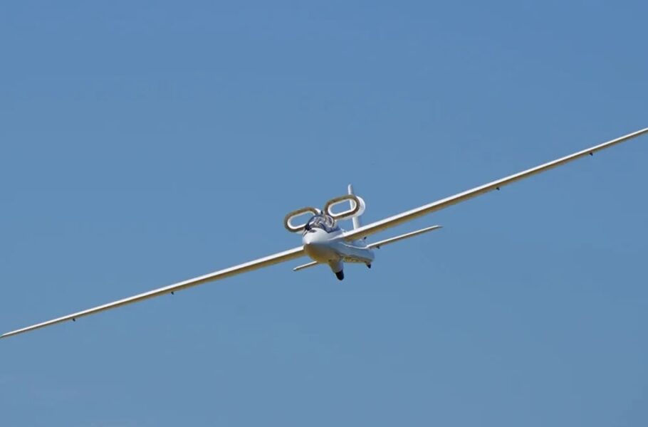 توسعه هواپیمای نشست‌وبرخاست عمودی بدون پره با سرعت نزدیک به 1000 کیلومتر بر ساعت