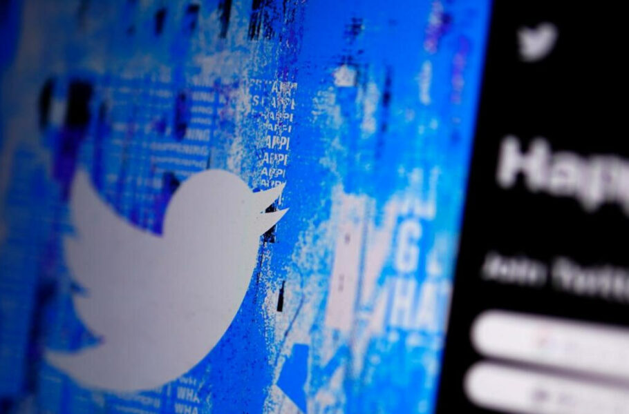 توییتر روی اشتراک جدید توییتر بلو با قیمت بالاتر و حذف کامل تبلیغات کار می‌کند