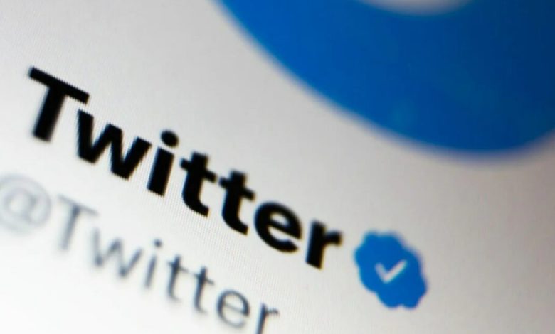 توییتر فروش نام‌های کاربری از طریق یک مزایده آنلاین را بررسی می‌کند