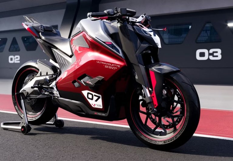 سریعترین موتورسیکلت برقی هند آماده مسابقات خواهد شد