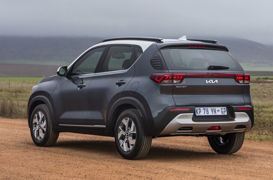 عرضه چانگان و کیا در بورس کالا تأیید شد؛ پیش‌فروش قبل از واردات خودرو به کشور!