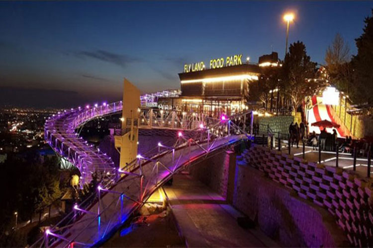 فلای لند کجاست؟