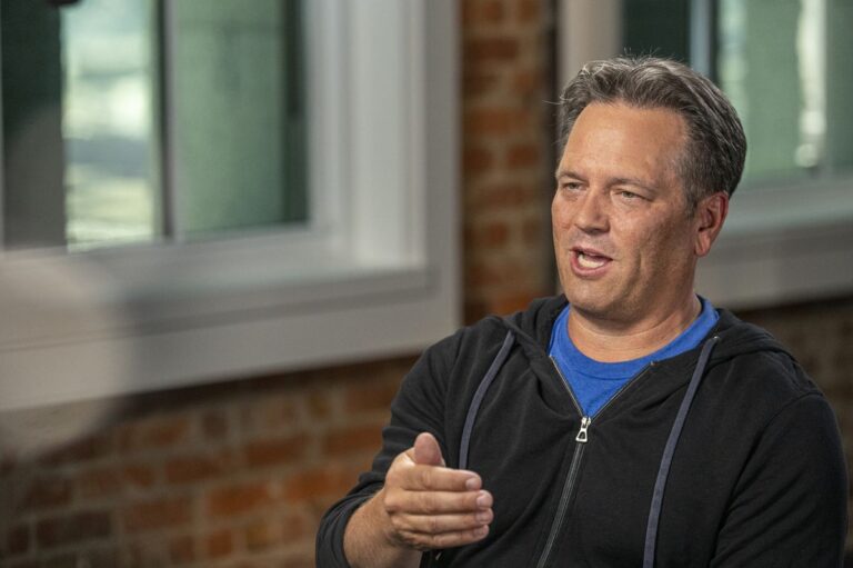 فیل اسپنسر: Starfield و Redfall عناوین فرست پارتی خیلی مهمی برای گیم پس هستند