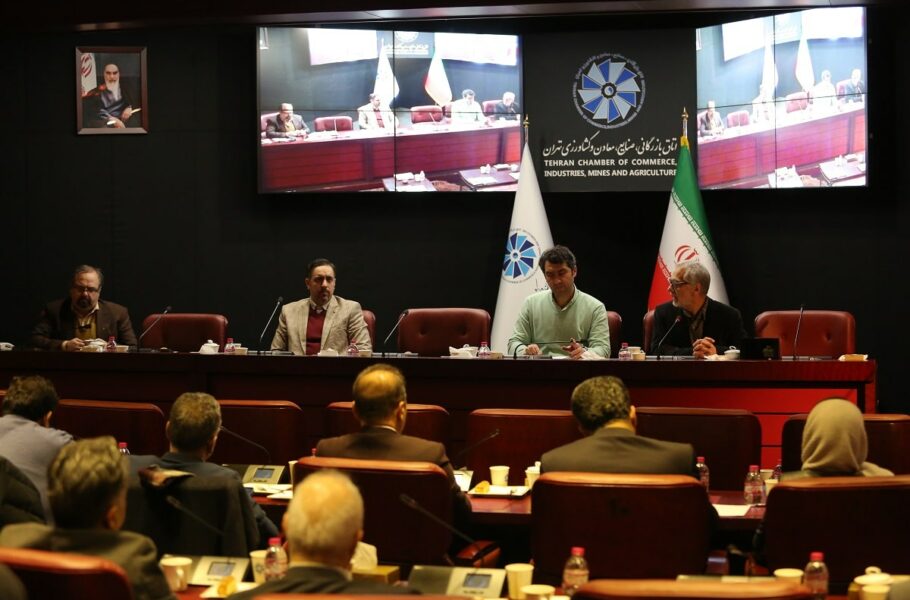 نهادهای صنفی برای حل مشکل اینترنت دبیرخانه مشترک تشکیل می‌دهند: پیگیری حقوقی یک بحران