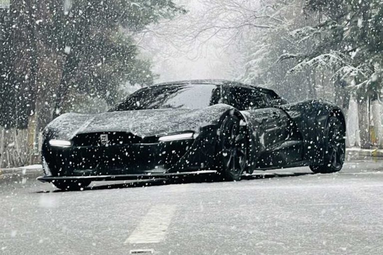 همه آنچه که باید درباره مادا ۹ اولین ابر خودروی افغانستان بدانیم!