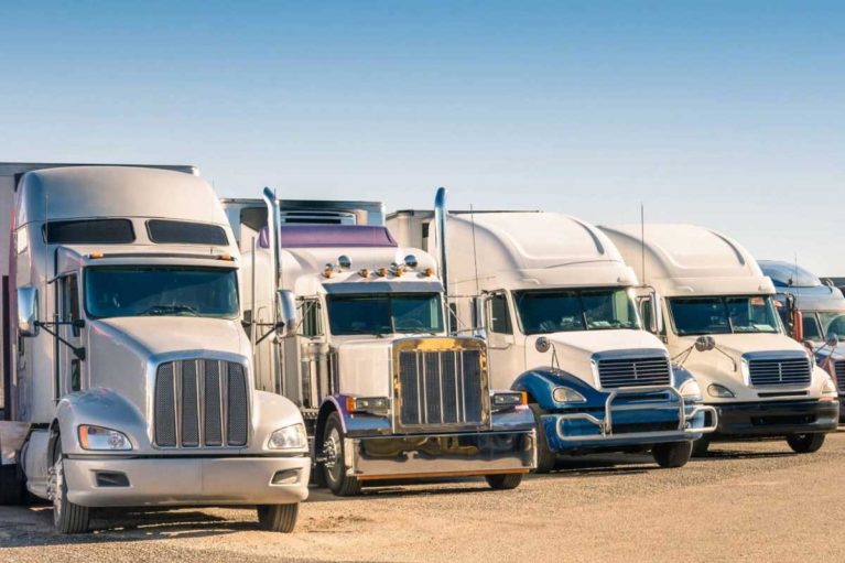 کالیفرنیا تردد کامیونها و اتوبوسهای دیزلی تولید قبل از سال ۲۰۱۰ را ممنوع کرد