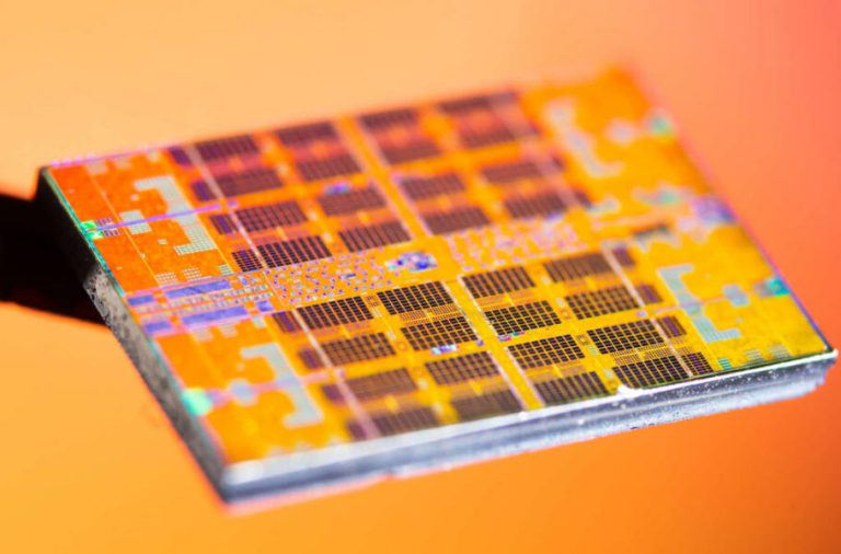 کوالکام احتمالاً تولید اکثر تراشه‌های اسنپدراگون 8 نسل 3 را به TSMC واگذار می‌کند