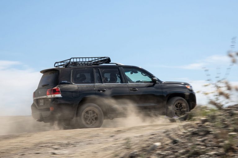 اصول اولیه رانندگی آفرود و آموزش طبیعت گردی با خودرو