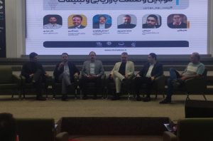 بررسی چالش‌های تبلیغات موبایلی: از کوچک بودن بازار تا محدودیت‌های اینترنتی