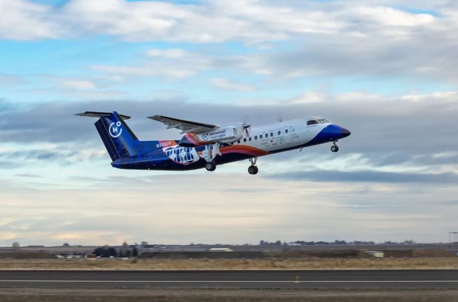 بزرگ‌ترین هواپیمای سوخت هیدروژنی جهان با موفقیت پرواز کرد [تماشا کنید]