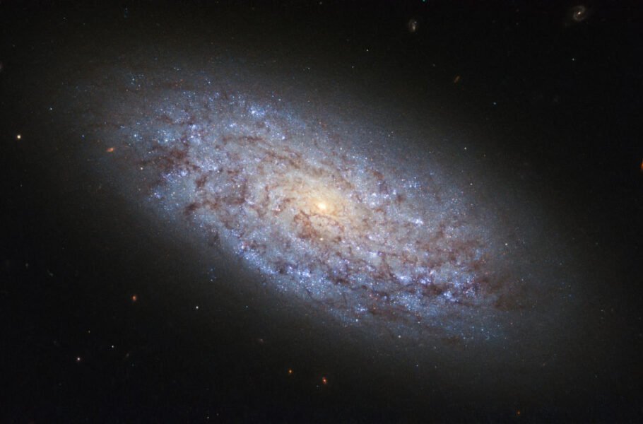 تلسکوپ هابل تصویری مخوف از یک کهکشان کوتوله در همسایگی ما منتشر کرد