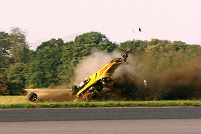 توقف تولید تاپگیر به خاطر تصادف شدید و جراحت مجری برنامه