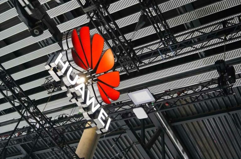 جنجالی تازه برای هواوی؛ غول فناوری چینی به ردیابی افراد در MWC 2023 متهم شد