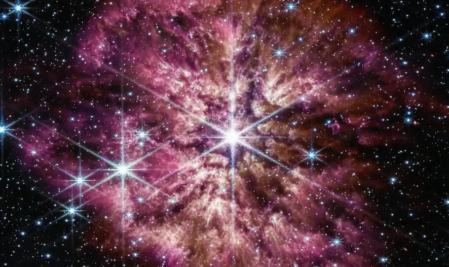 جیمز وب تصویر فوق‌العاده‌ای از یک ستاره در مرحله پیش از انفجار را منتشر کرد