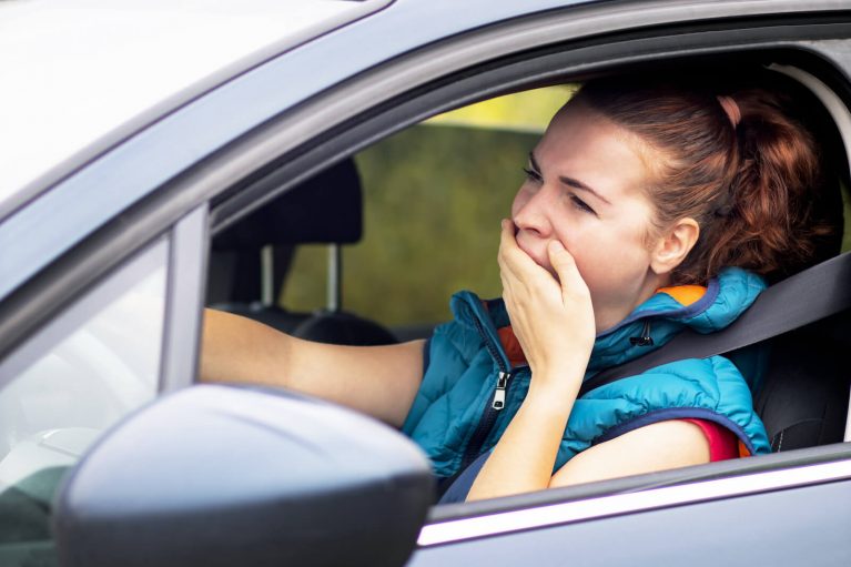 خداحافظی با خواب‌آلودگی در رانندگی با انتخاب غذای مناسب