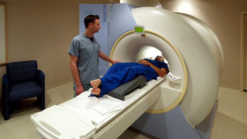 دستگاه ام آر آی – MRI چیست و چطور کار می‌کند؟