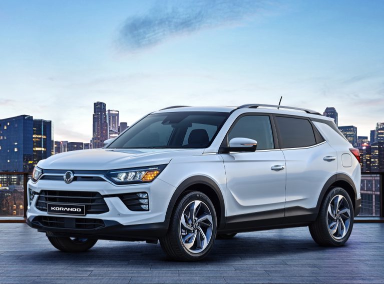 سانگ یانگ کوراندو توربو در ایران؛ بررسی مشخصات فنی، امکانات و قیمت