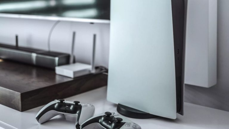 فروش بیشتر پلی استیشن 5 نسبت به نینتندو سوییچ و ایکس باکس در فوریه ۲۰۲۳ در اروپا