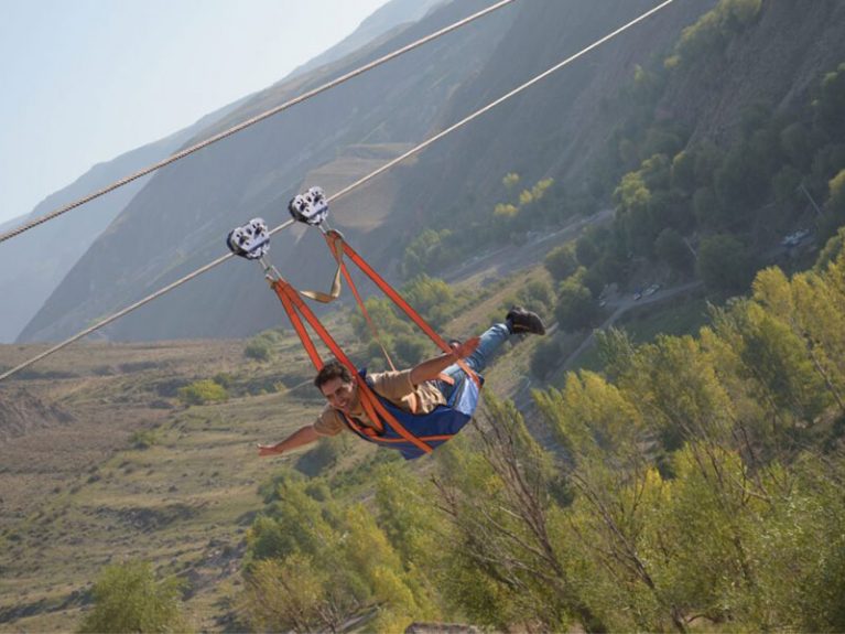 فلای تودی، بهترین تفریحات تهران که باید انجام داد!