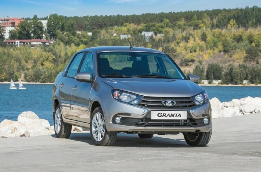 لادا گرانتا ساده شده در دو تیپ عرضه شد؛ خودرویی با شانس حضور در ایران
