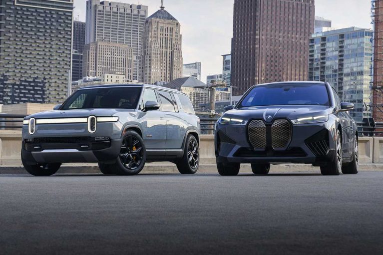 نبرد شاسیبلندهای برقی لوکس، بیامو iX یا ریویان R1S؟