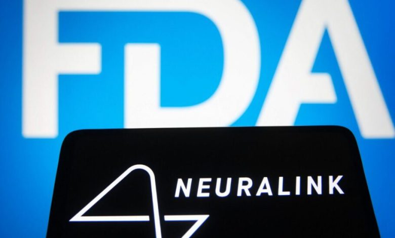 FDA آمریکا ظاهراً درخواست نورالینک برای شروع آزمایش‌های انسانی تراشه مغزی‌اش را رد کرده است
