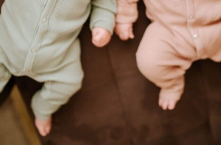 برای اولینبار در جهان لقاح مصنوعی با کمک ربات به تولد دو دختربچه منجر شد