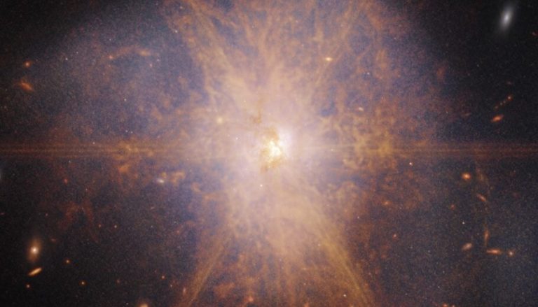 جیمز وب تصویری خیره‌کننده از برخورد دو کهکشان ثبت کرد