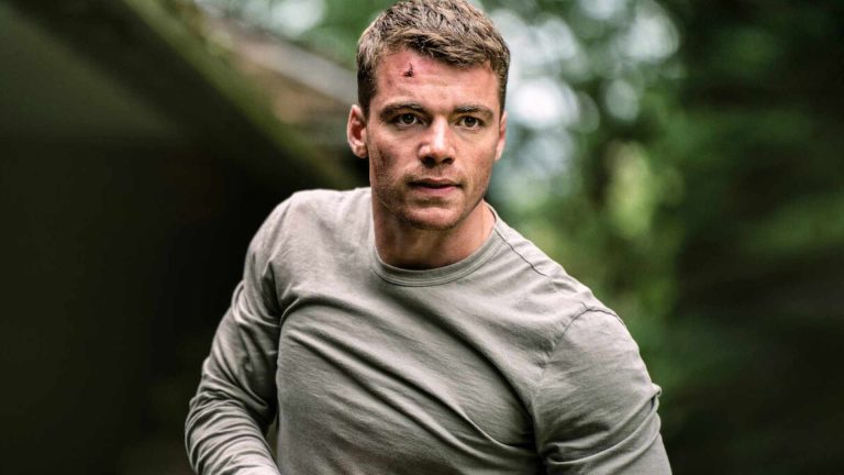 معرفی سریال مامور شب (The Night Agent) | داستان نابودی یک ملت