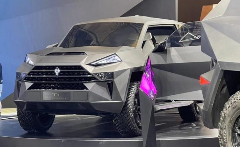 کارلمن کینگ Zr معرفی شد؛ شاسیبلند ۱۰ سیلندر با قیمت ۱۷۵ هزار دلار!