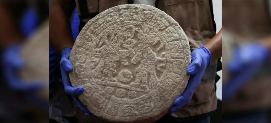 کشف سنگ باستانی 1000‌ساله‌ای که احتمالاً «اسکوربرد» یک ورزش مایایی بوده است [تماشا کنید]