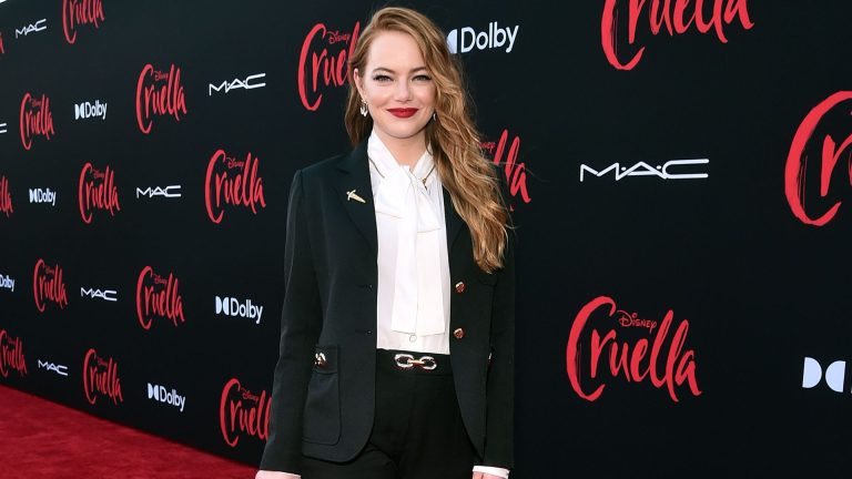 انتشار اولین تصاویر فیلم جدید یورگوس لانتیموس و اما استون با اعلام تاریخ اکران