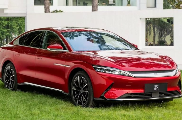 بی‌وای‌دی: ساخت خودروهای خودران از اساس غیرممکن است!