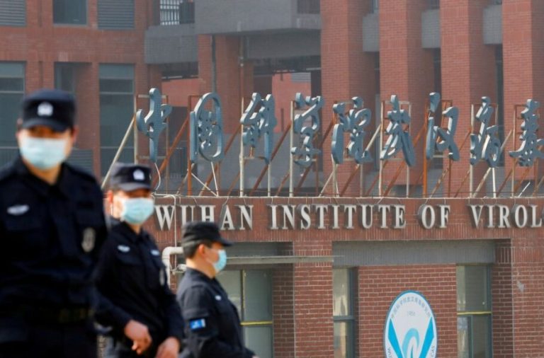 ایالات متحده بودجه آزمایشگاه ویروس شناسی ووهان را قطع میکند