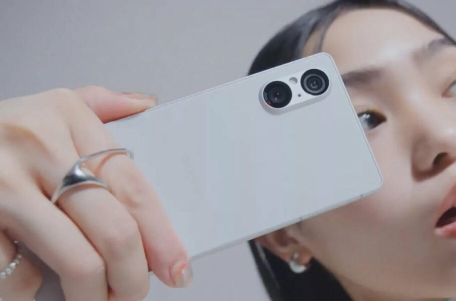 ویدیوی تبلیغاتی سونی اکسپریا 5 V فاش شد؛ تغییرات بزرگی در راه است؟ [تماشا کنید]