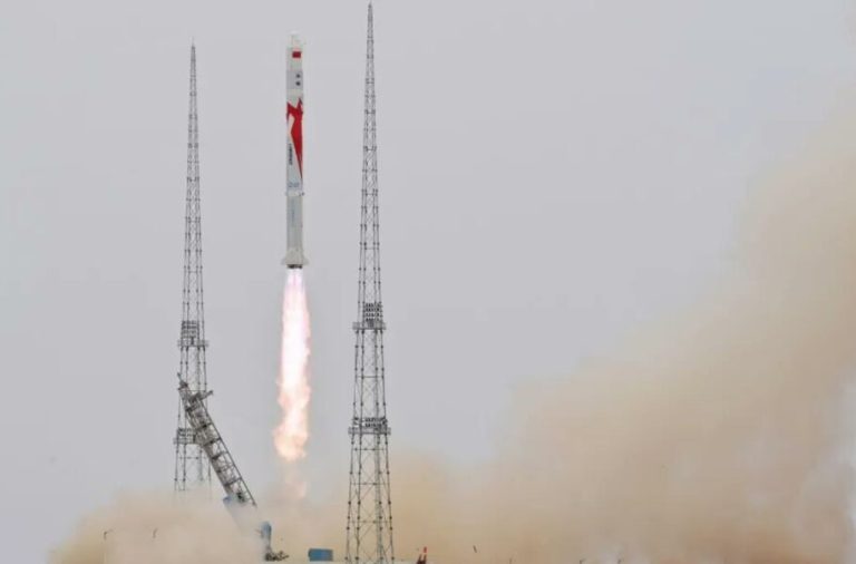 چین با پرتاب موفق اولین موشک جهان با سوخت متان مایع، اسپیس ایکس را شکست داد